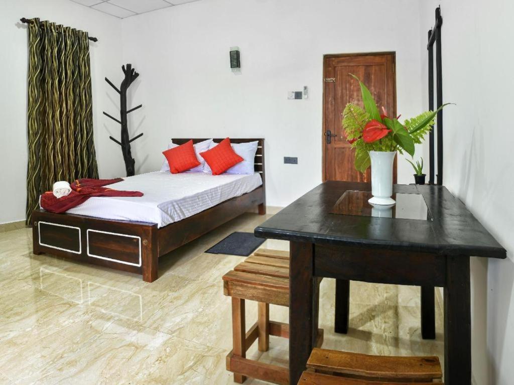 Ananthara Resort Anuradhapura Exterior foto