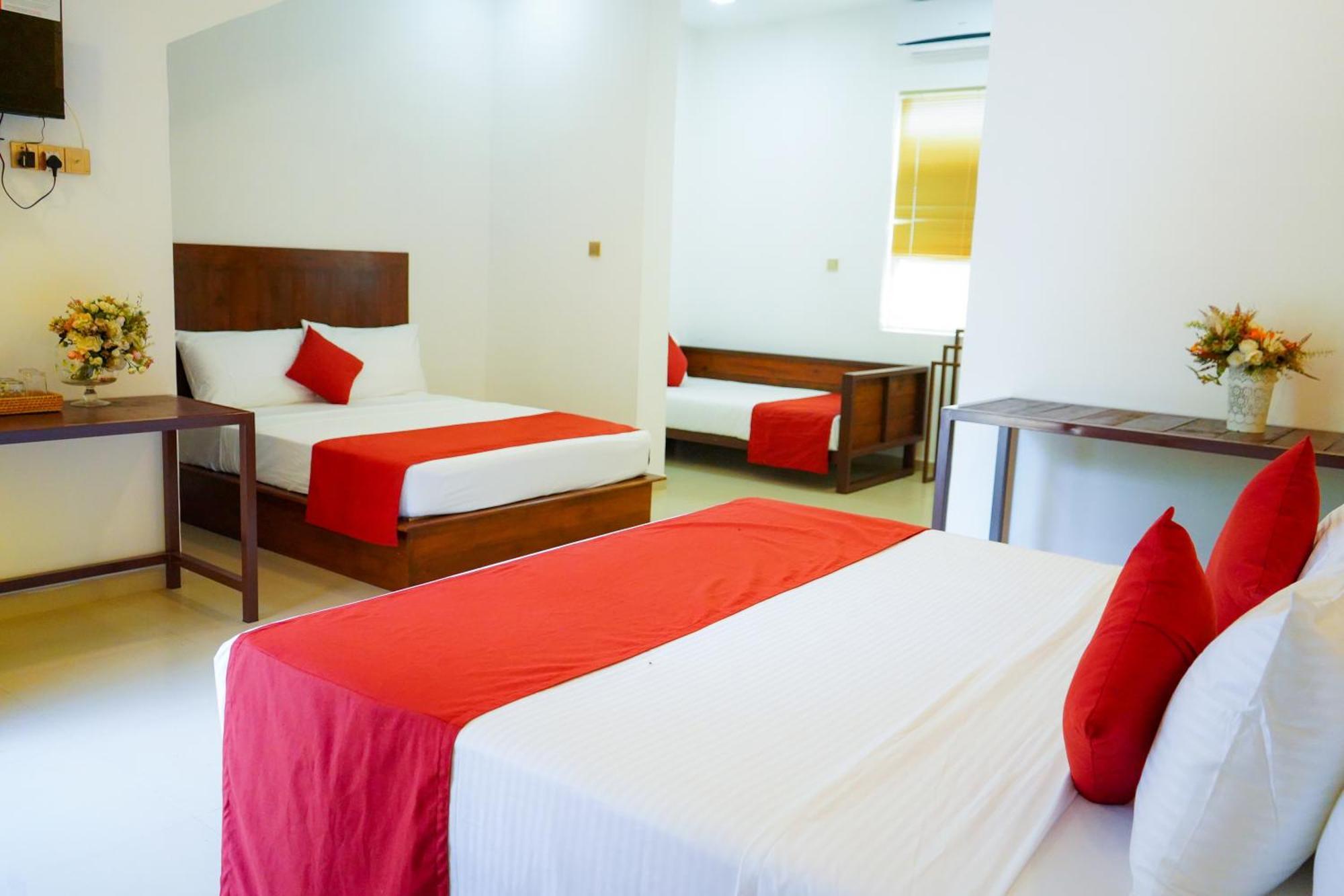 Ananthara Resort Anuradhapura Exterior foto